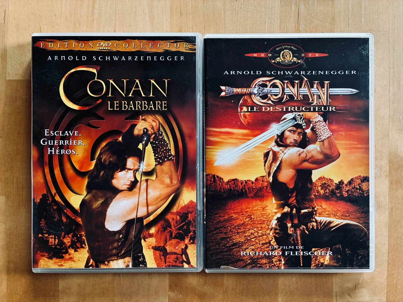 Lot 2 DVD Conan le barbare et Conan le destructeur Arnold Schwarzenegger.